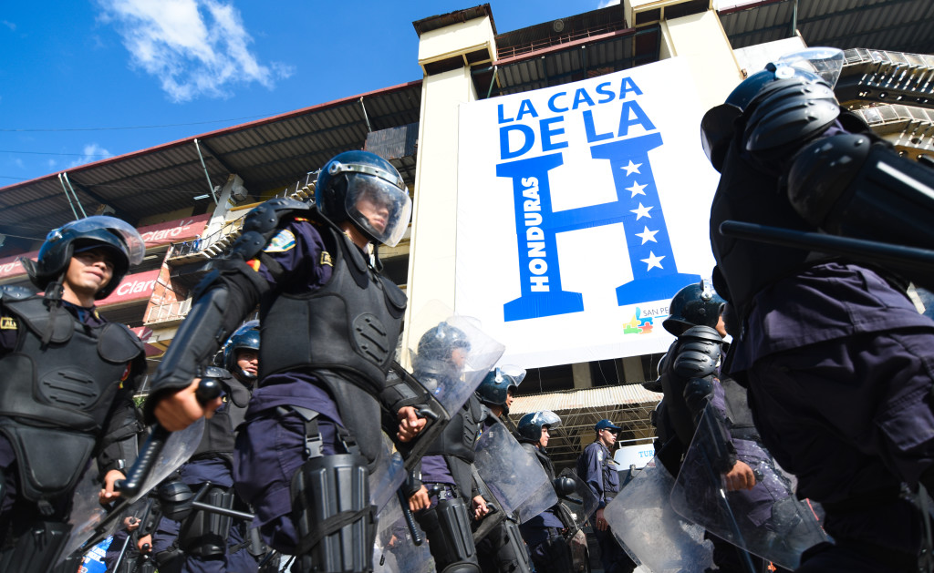 La seguridad fue garantizada en todo momento. No hubo nada que lamentar. La afición se portó a la altura, como siempre. Foto HSI/Jordan Perdomo