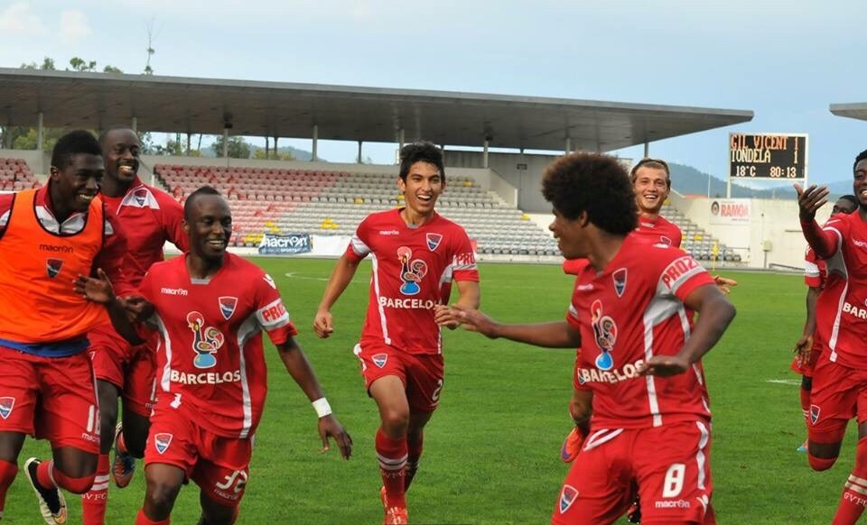 Jonathan Rubio celebrta el gol del Gil Vicente, equipo que juega en nla segunda división de Portugal. Foto Até Brilhas