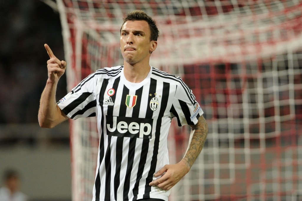Mario, ganador del 'Triplete' con el Bayern, ahora lo tendrá como rival. Foto LaPresse/Marco Rossi