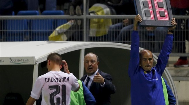Real-madrid-coach-rafael-benitez-Cheryshev