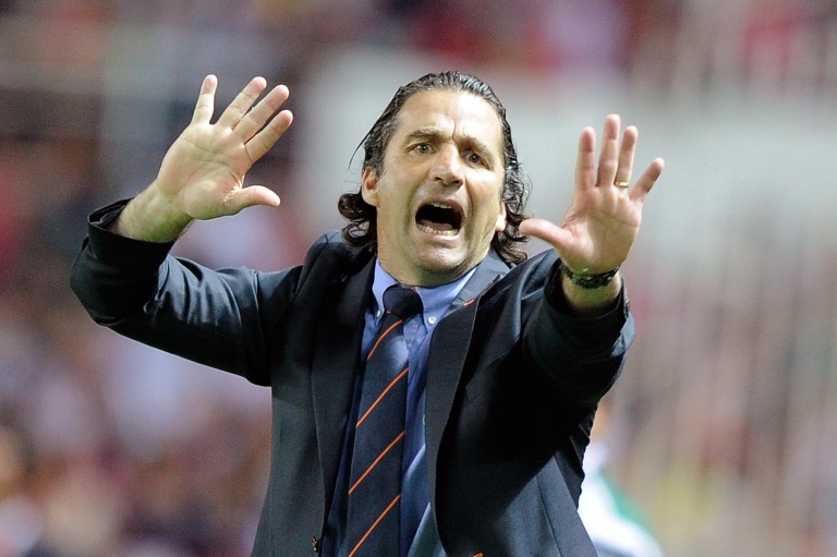 Juan Antonio Pizzi con experiencia en Europa espera llevar a Chile al mundial. Foto AFP
