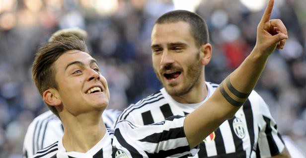 Paulo Dybala celebra uno de sus goles esta temporada. Foto AFP