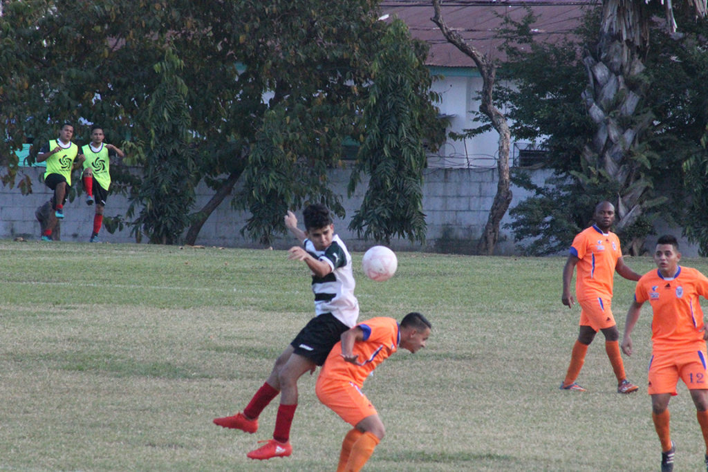 Muy disputado fue el partido que coronó a la UPN. Foto HSI