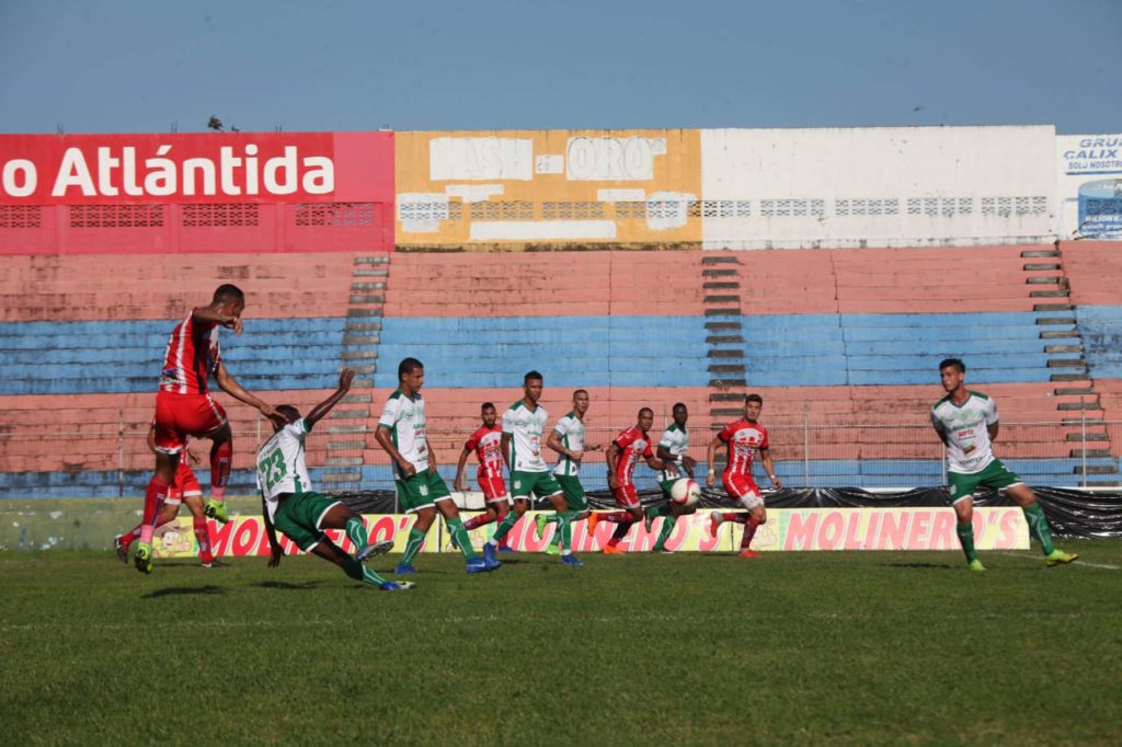 El Vida empató con el Platense. Foto Diez