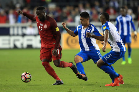 Con la Bicolor, Roger Espinoza siempre se dio al máximo. Foto Getty