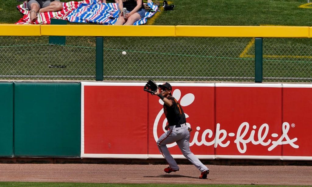 Giants cierran Spring Training con victoria ante A's. Dubón con impulsada