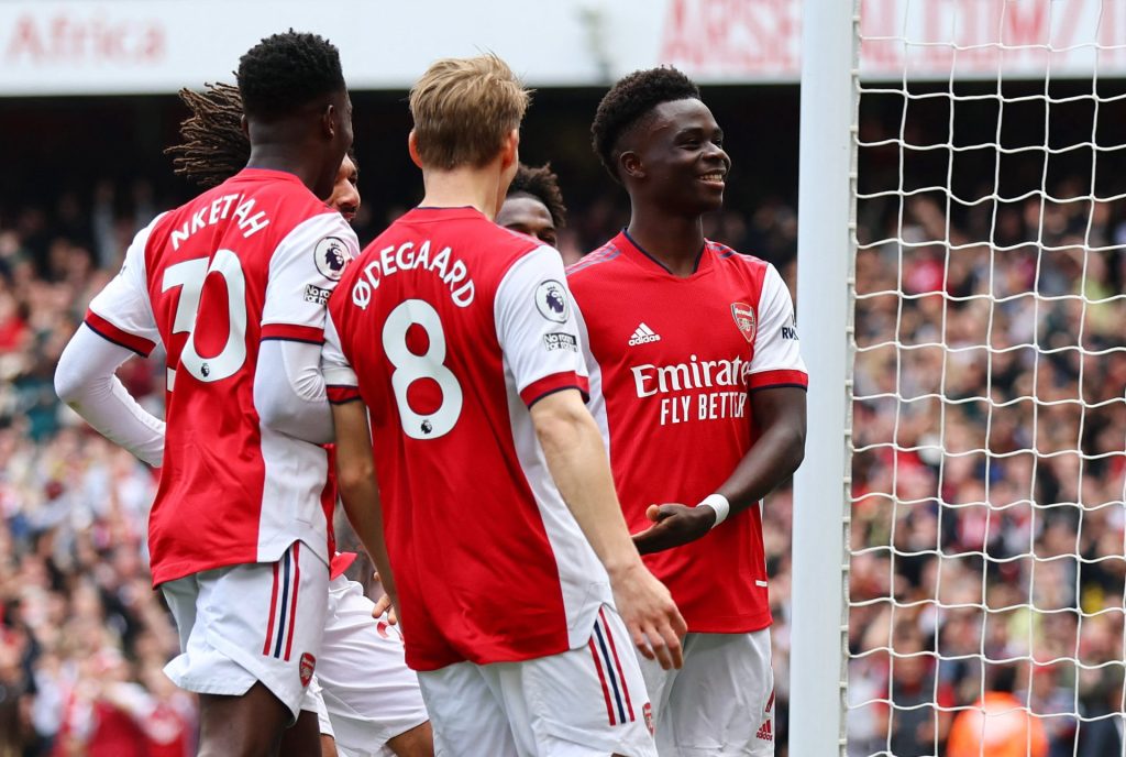 Vídeo: Arsenal vence al Manchester United y presiona por la cuarta plaza