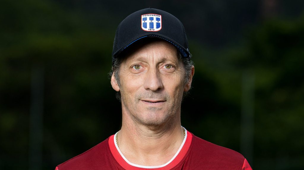 Pedro Troglio revela que no vendrán más fichajes a Olimpia