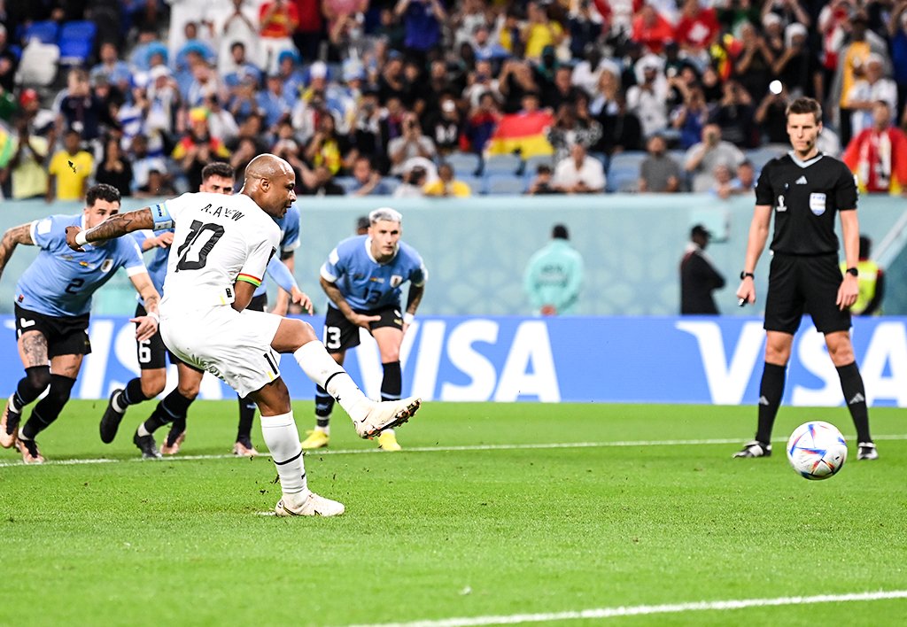 Ayew falló el penal.