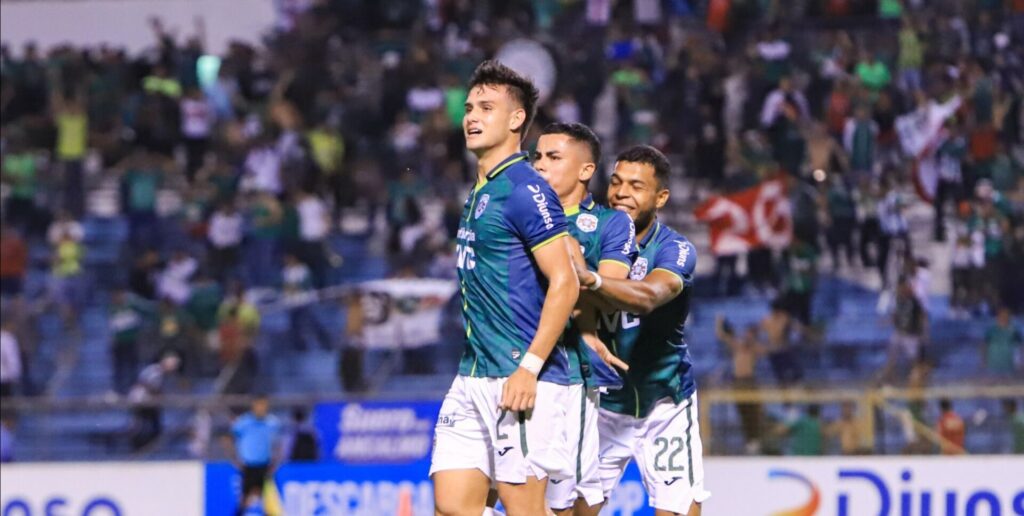 Vídeo: Marathón firma gran remontada ante Real España y suma su primer triunfo del torneo. Foto Marathón