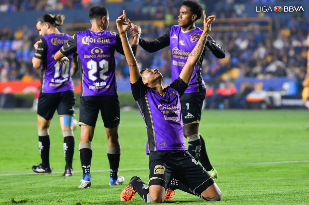 Tigres pierde ante el último; Monterrey pierde 12 fechas después