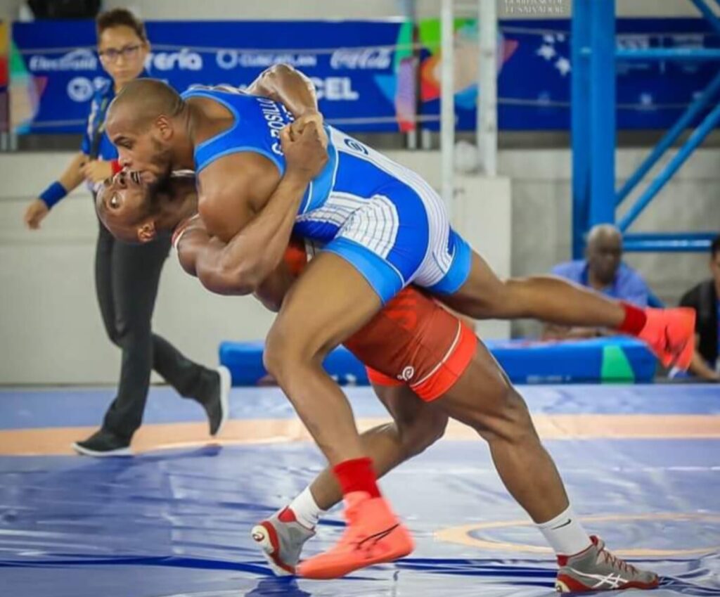 Kevin Mejía gana bronce y da la cuarta medalla a Honduras Kevin Mejía gana bronce y da la cuarta medalla a Honduras