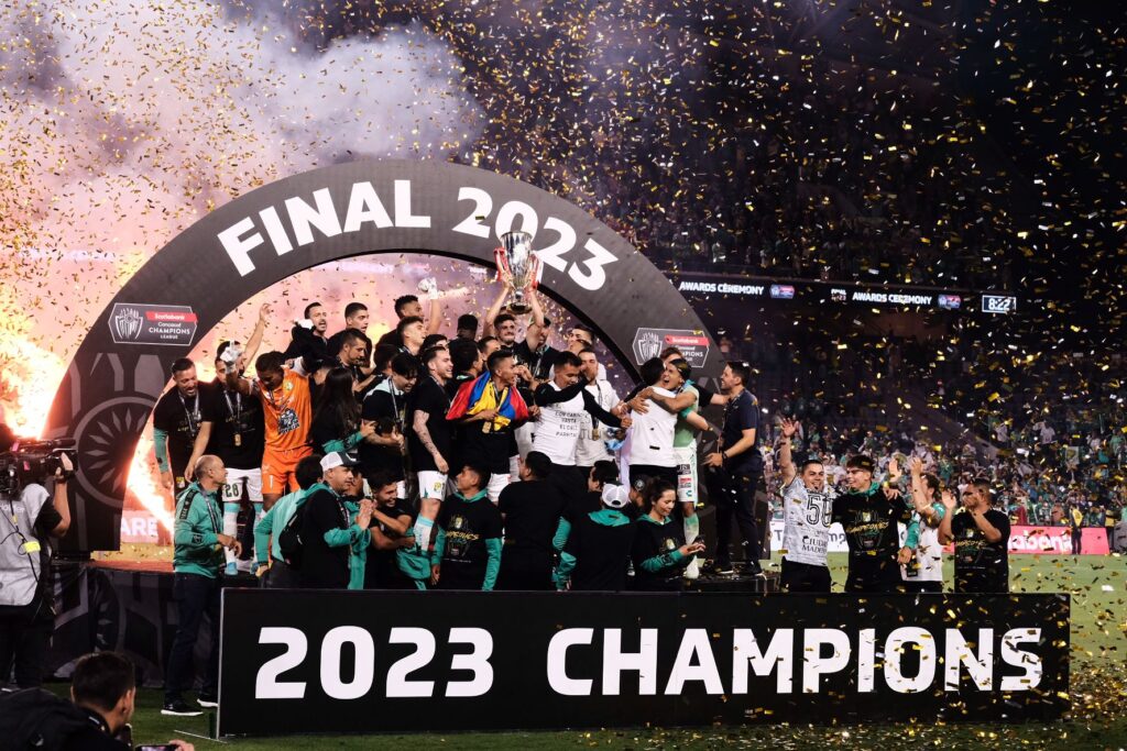 León es campeón de la Concacaf y deja sin título a LAFC de Denil