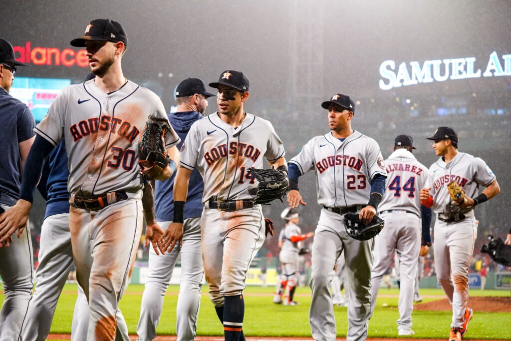 Mauricio Dubón: hit, carrera y dos impulsadas en triunfo de Astros