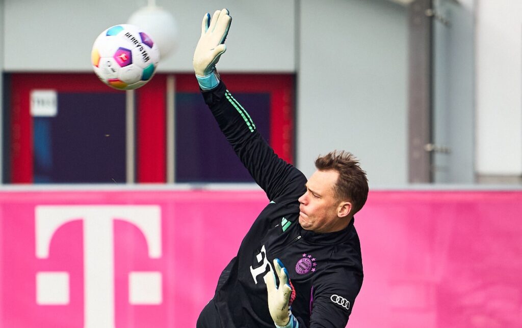Manuel Neuer regresa 10 meses después de romperse la pierna