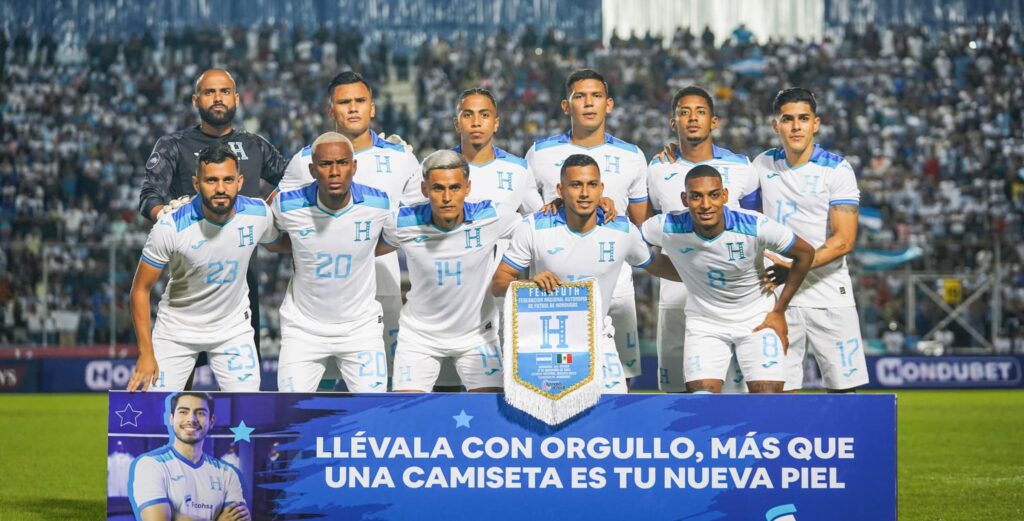 Honduras buscará hoy la gesta contra todo en el Azteca