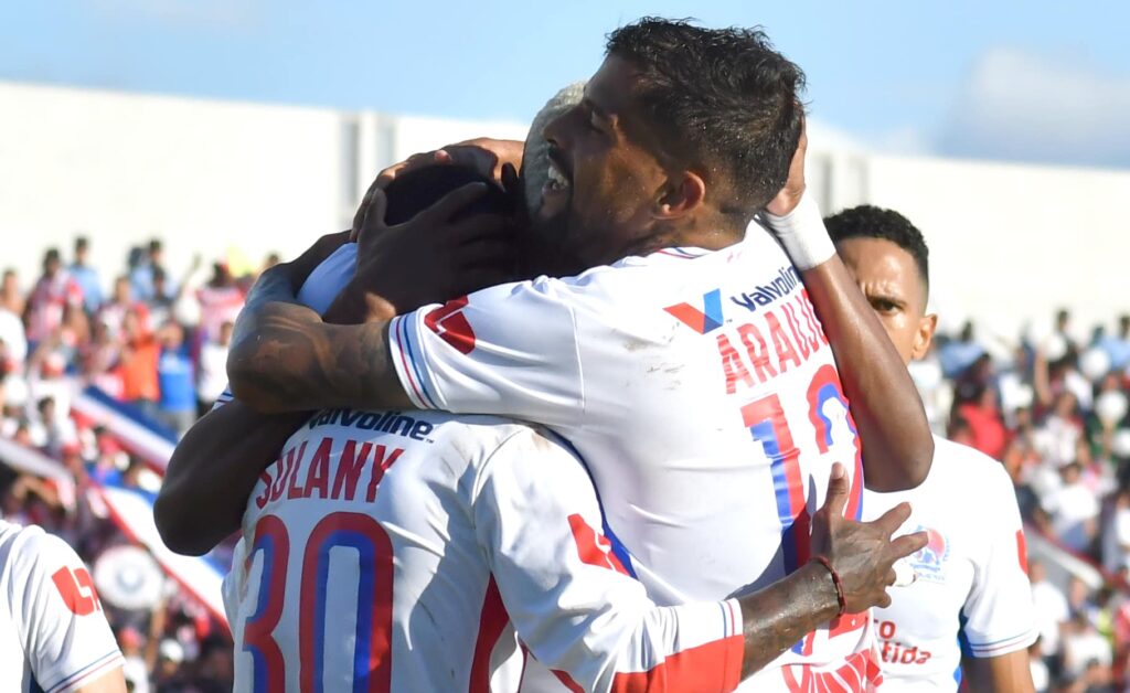 Un Olimpia de récord termina las vueltas invicto