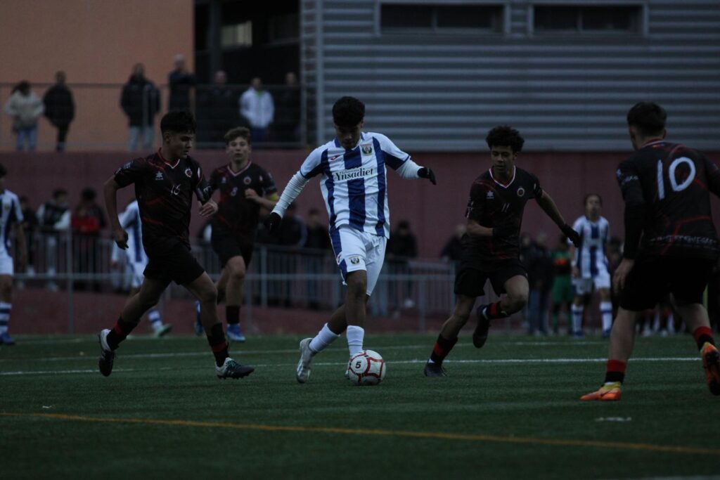 Santos Quiroz, un juvenil catracho que encanta en Butarque