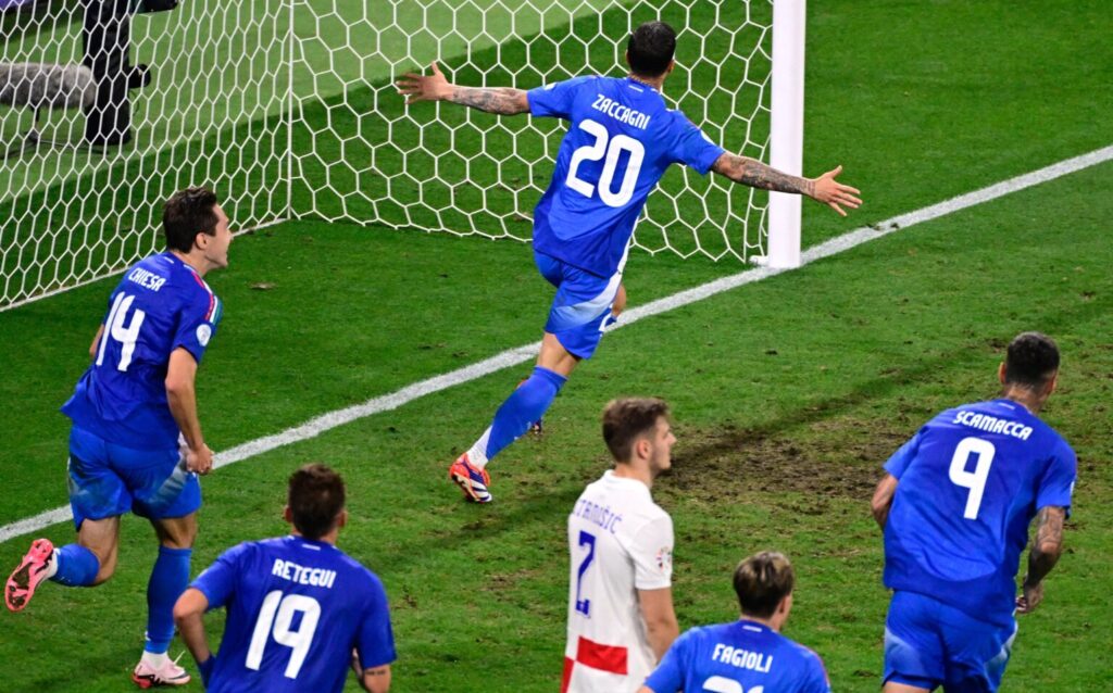 Italia se mete dramáticamente a octavos a expensas de Croacia