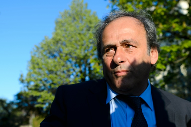 El expresidente de la UEFA Michel Platini llega a una audiencia en el Tribunal Arbitral del Deporte (TAS), en Lausana, el 29 de abril de 2016 / AFP / Fabrice Coffrini
