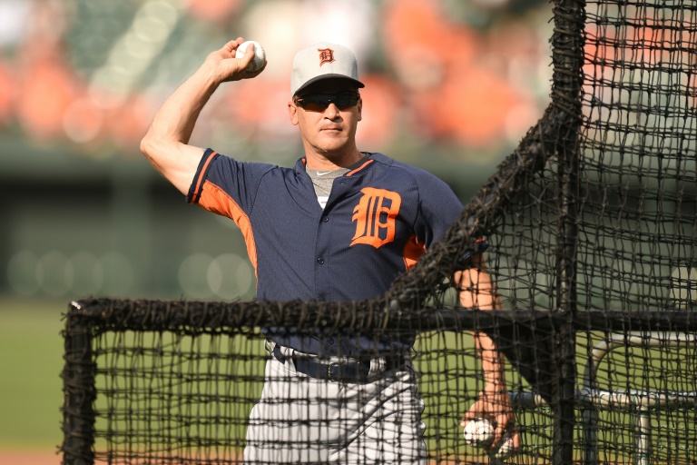 El exjugador de Grandes Ligas, Omar Vizquel, en Baltimore el 1 de agosto de 2015 / AFP / Mitchell Layton